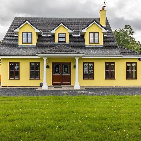 Yellow House Вэстпорт Экстерьер фото