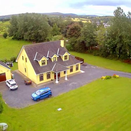 Yellow House Вэстпорт Экстерьер фото